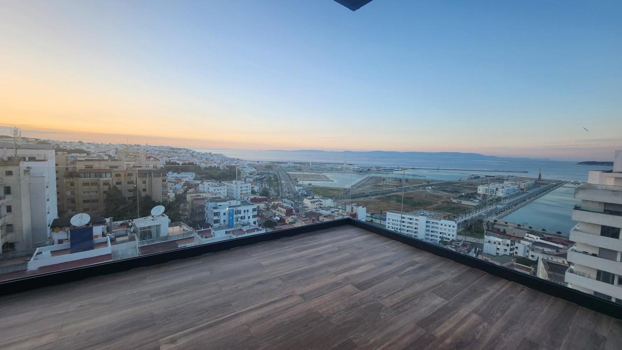 Magnifique Penthouse 160M2 Terrasse 90M2 Vue Mer Tánger Exterior foto